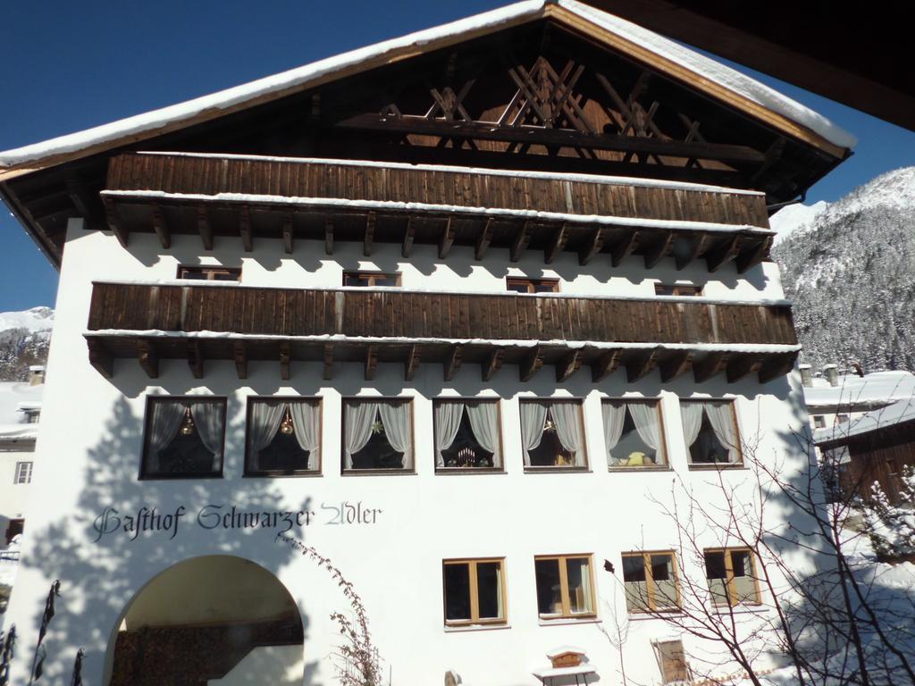 Hotel Schwarzer Adler Pettneu am Arlberg Exterior photo